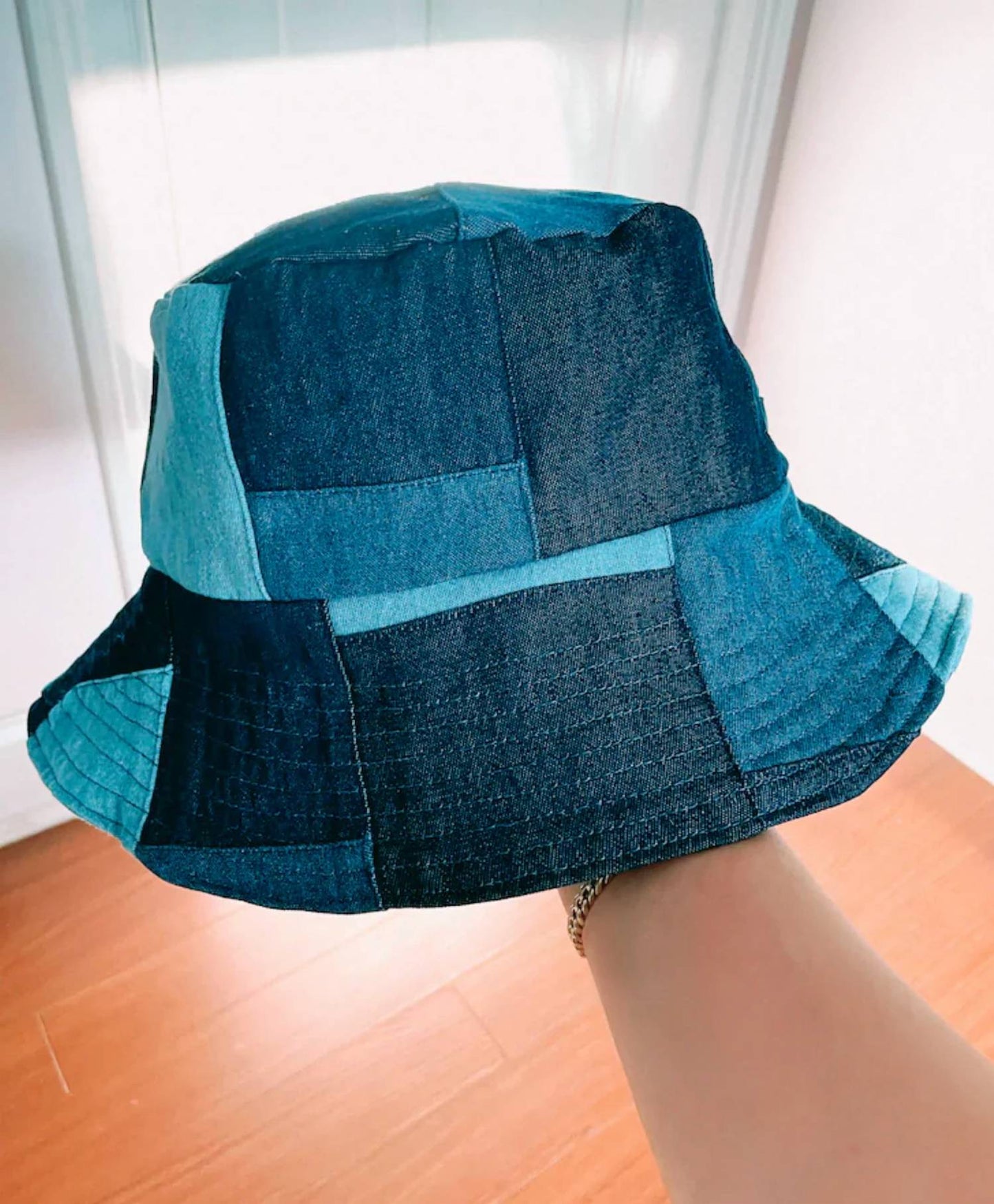 Anai - Women's Reversible Savanna Bucket Hat