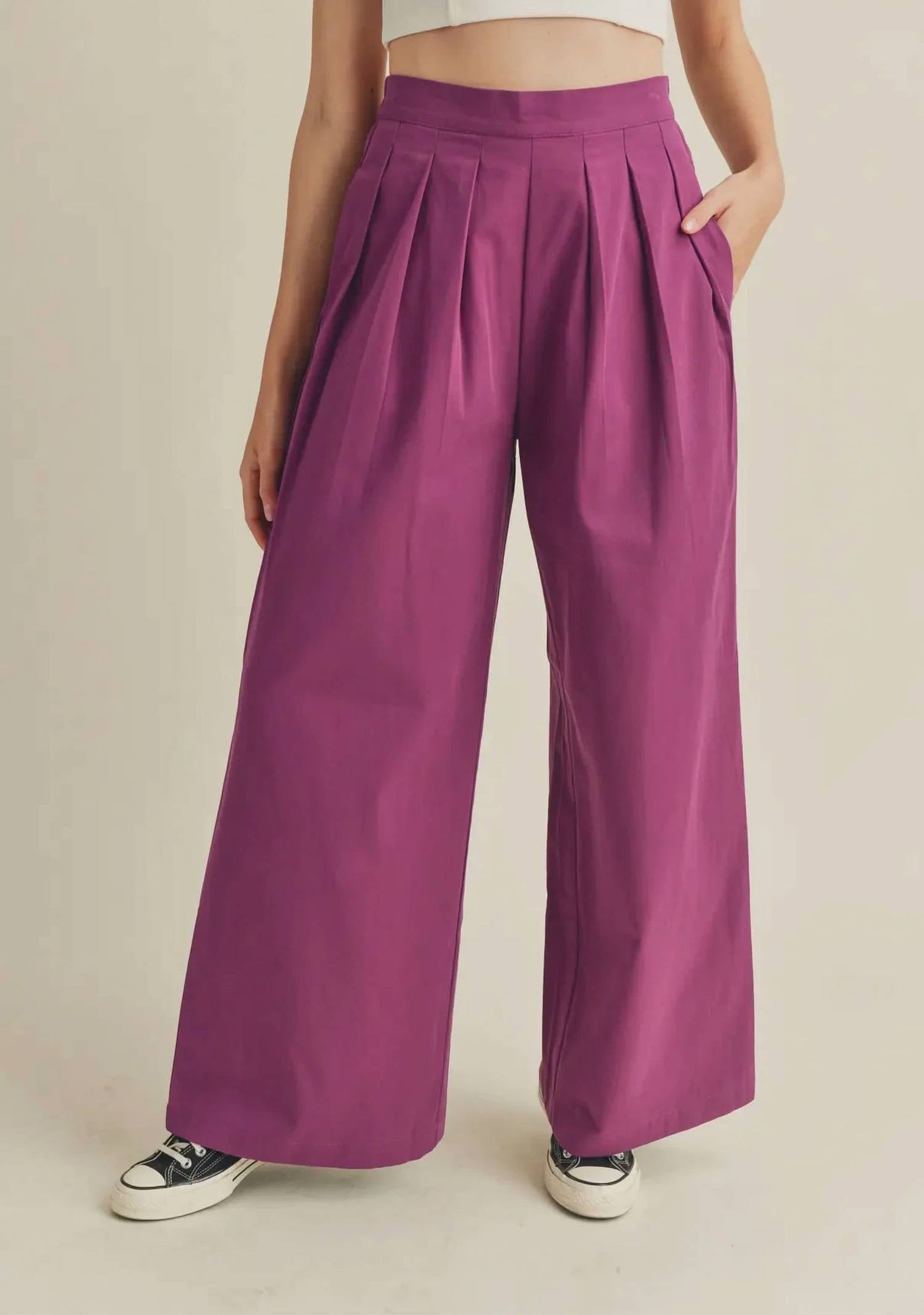 &Merci - Wide Leg Pleated Pants