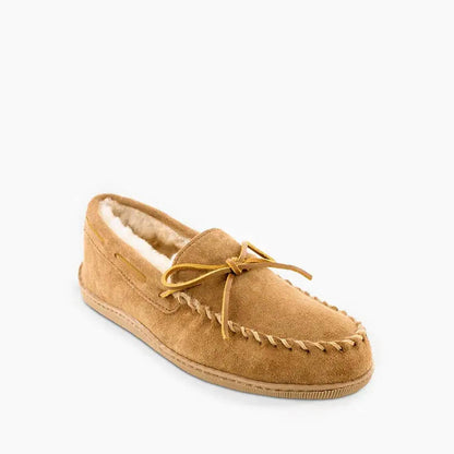 Minnetonka - Men's Sheepskin Hardsole Moc Slipper