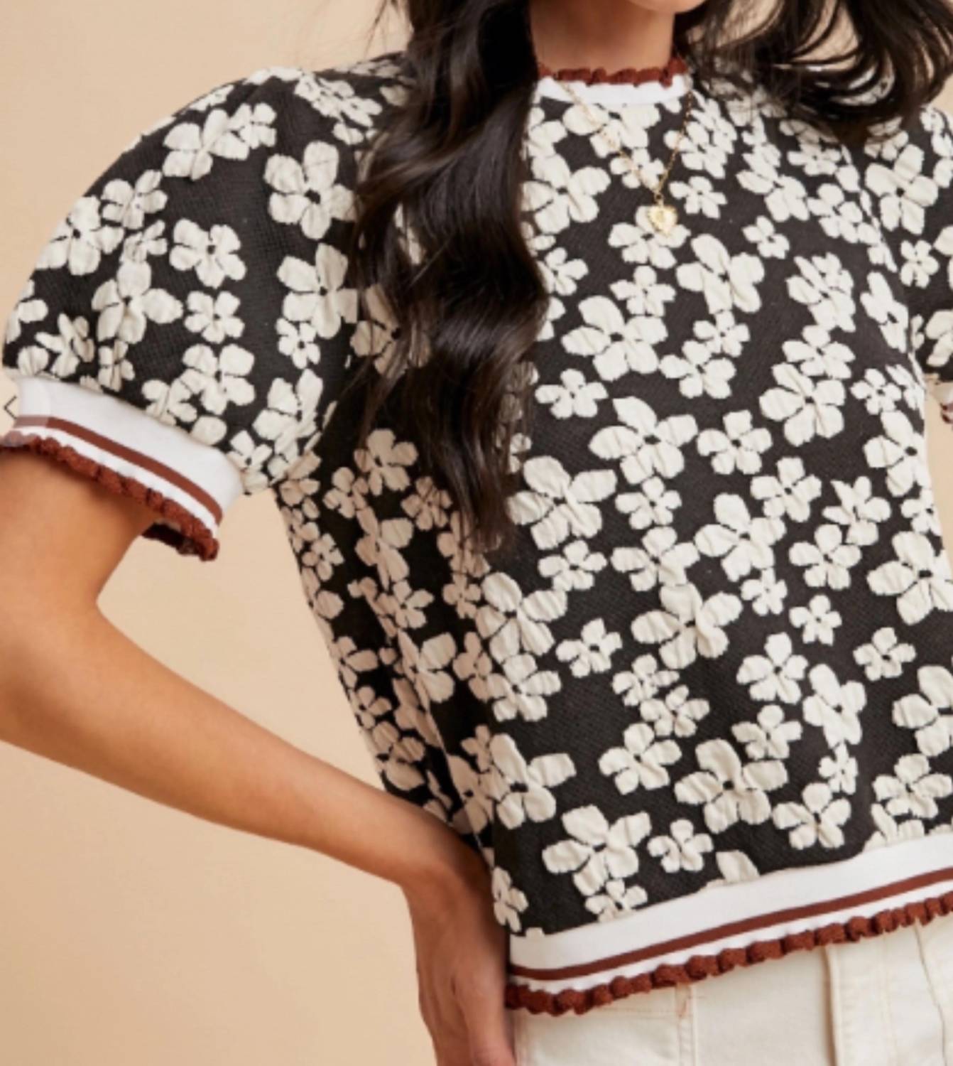 Anniewear - Flower Knit Top