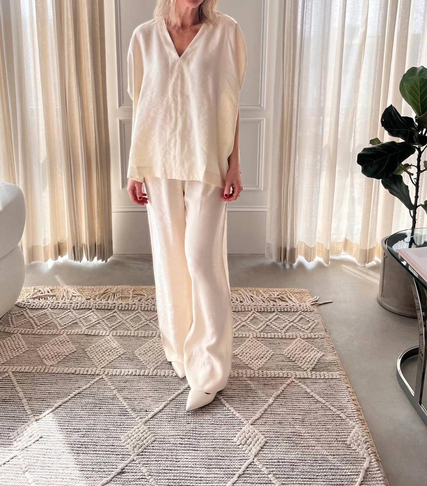 House Of Dagmar - Rouched V-neck Top