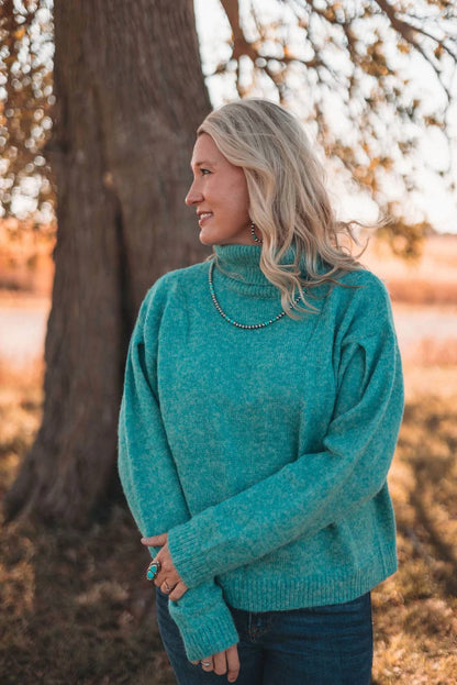 La Miel - Loose-fit Turtleneck Pin-tuck Long Sleeve Western Sweater