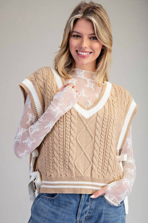 Ee:Some - V-neck Side-tie Cable Knit Sleeveless Western Sweater Vest