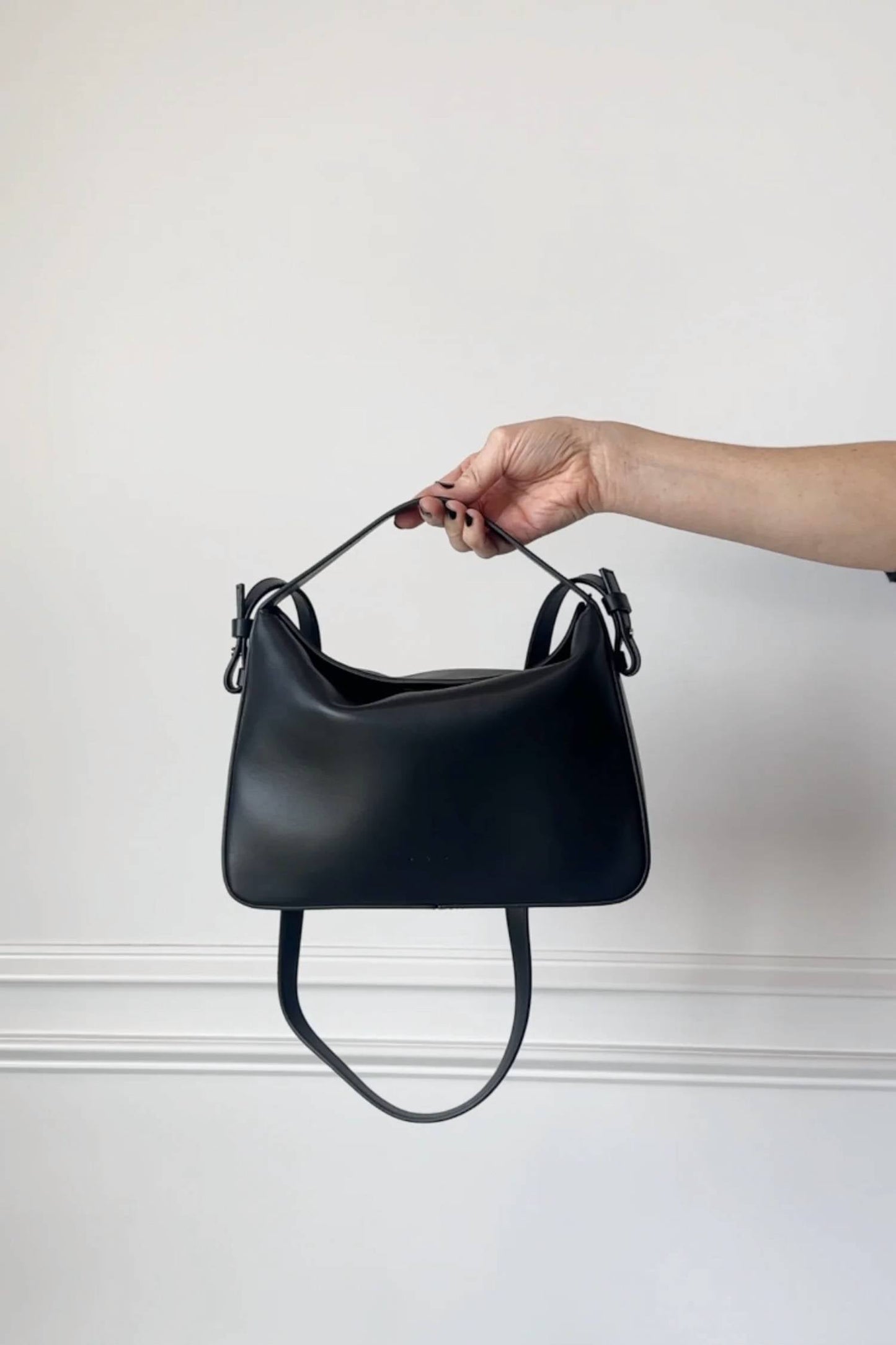 Aesther Ekme - Women's Handbag Soft Baguette Crossbody Bag
