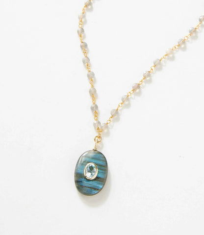 Native Gem - Women's Amulet Necklace