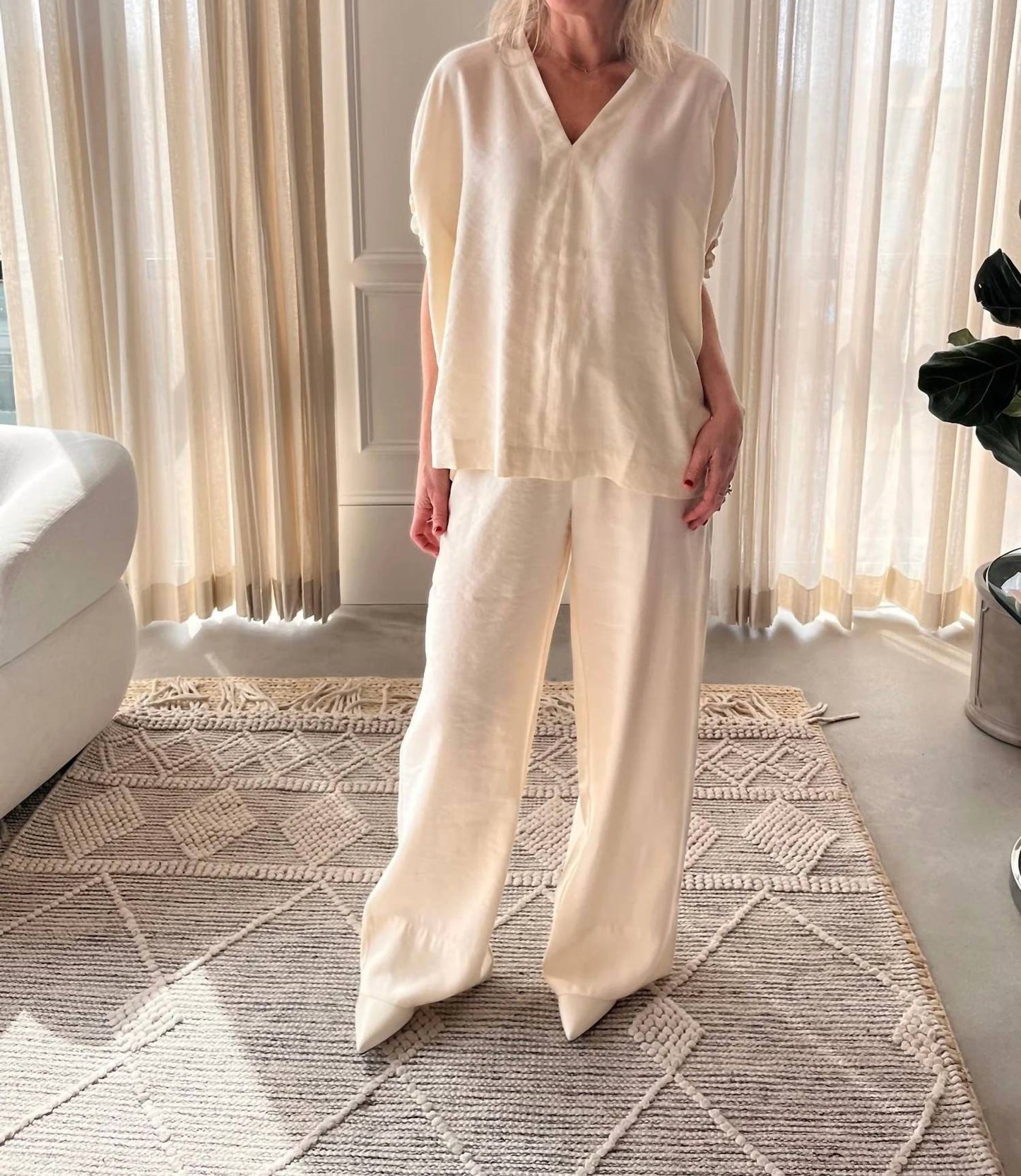 House Of Dagmar - Rouched V-neck Top