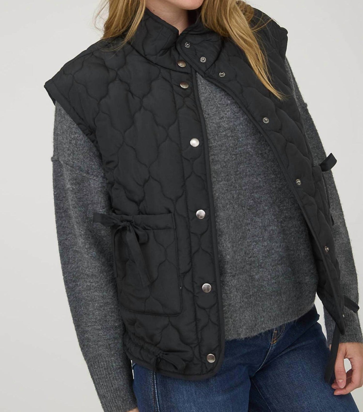 Blu Pepper - Tie-detail Snap-button Quilted Puffer Western Vest