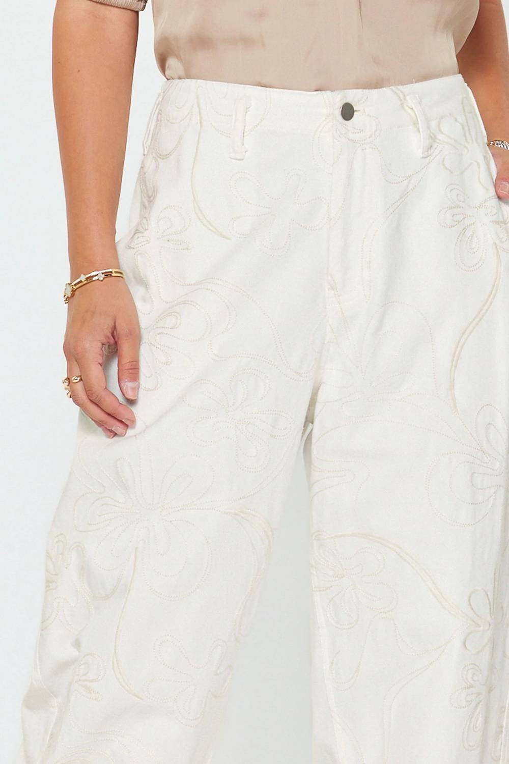 Current Air - Women's Eva Barrel Leg Pants With Embroidery Details