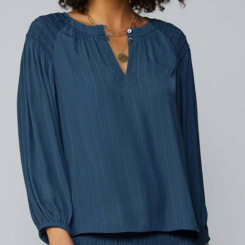 Current Air - Long Sleeve Split Neck With Button Blouse