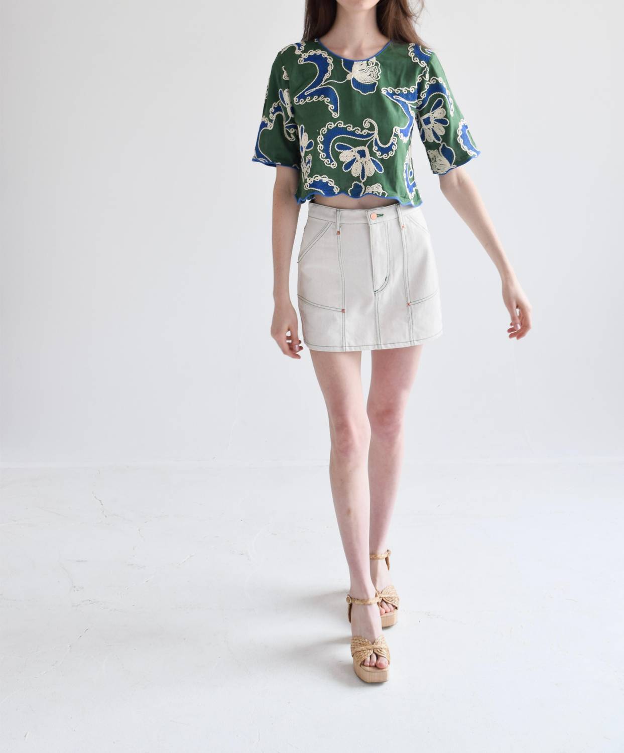 Never A Wallflower - Short Sleeve Crop Top
