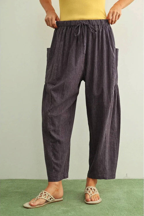 Miou Muse - PINSTRIPED LOOSE PANTS WITH POCKETS