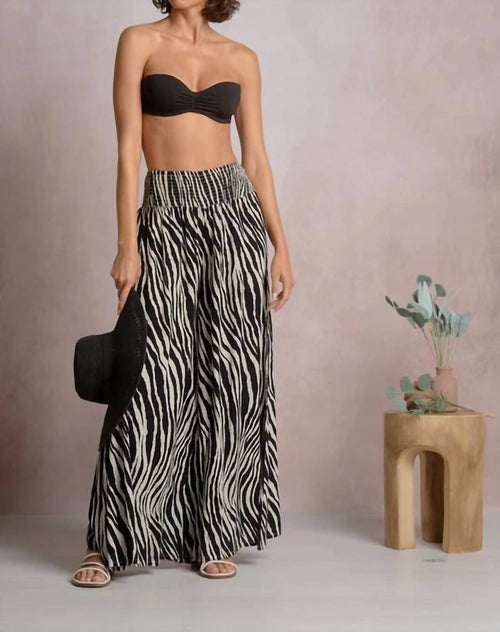 Elan - Smocked Waist Zebra Flowy Pant