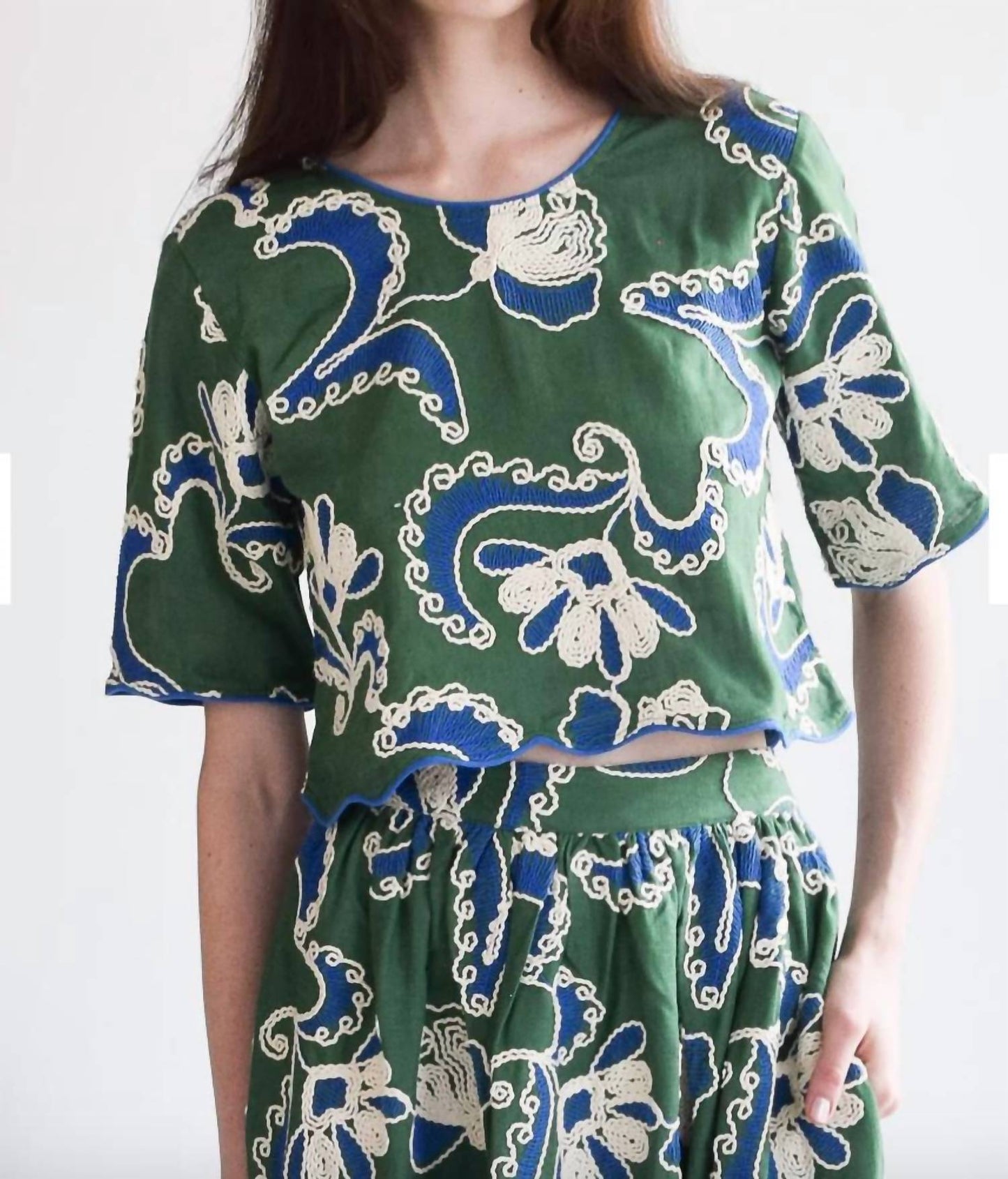Never A Wallflower - Short Sleeve Crop Top