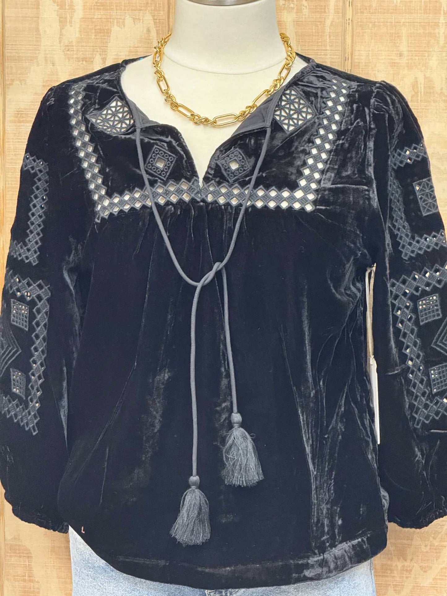 Another Love - Women's Katana Velvet 3/4 Sleeve Top