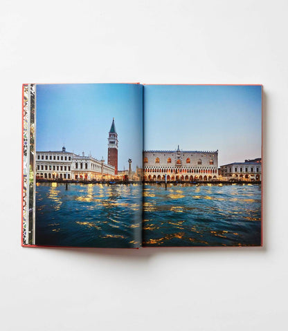 Assouline - Villeggiatura Italian Summer Vacation Coffee Table Book