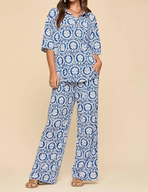 Dear Scarlett - Blouse And Relaxed Pants Resort Wear Set